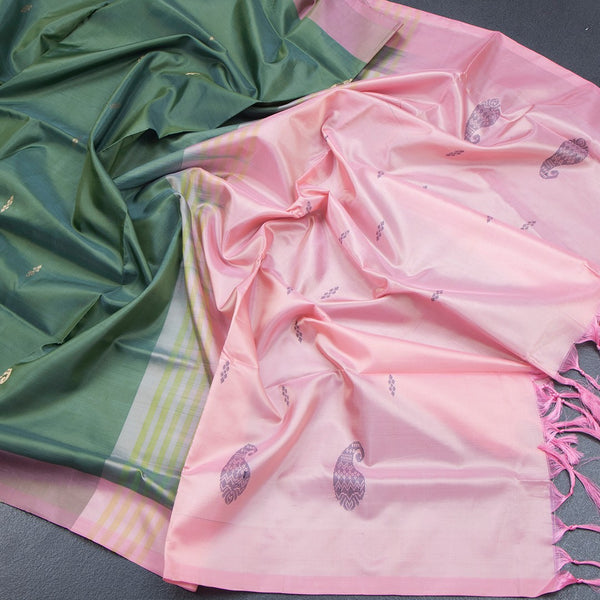 Vaazhai Naar Mehandi Green Saree With Thread Buttas And Contrast Pallu 02