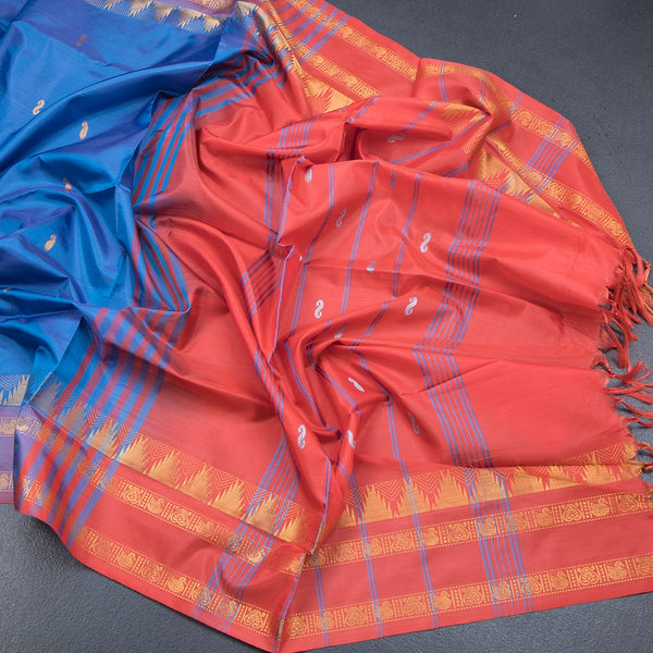 Vaazhai Naar Peacock Blue Saree With Thread Buttas And Contrast Pallu