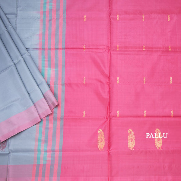 Vaazhai Naar Grey Saree With Thread Buttas And Contrast Pallu