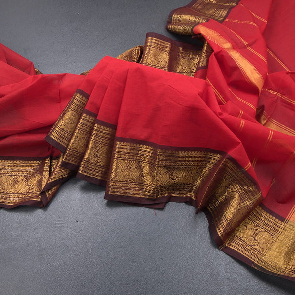 Kanchi Cotton Red Plain Saree And Zari Border