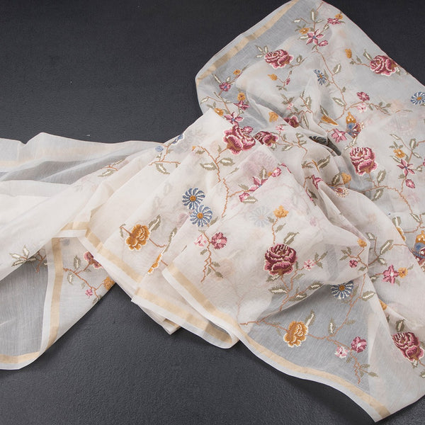 Linen Cream Floral Thread Work Saree 03