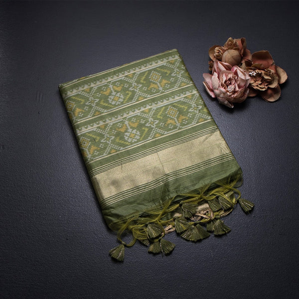 Raw Silk Parrot Green Printed Saree 02