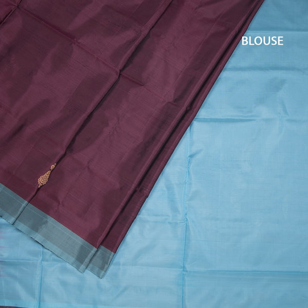 Vaazhai Naar Maroon Saree With Thread Buttas And Contrast Pallu