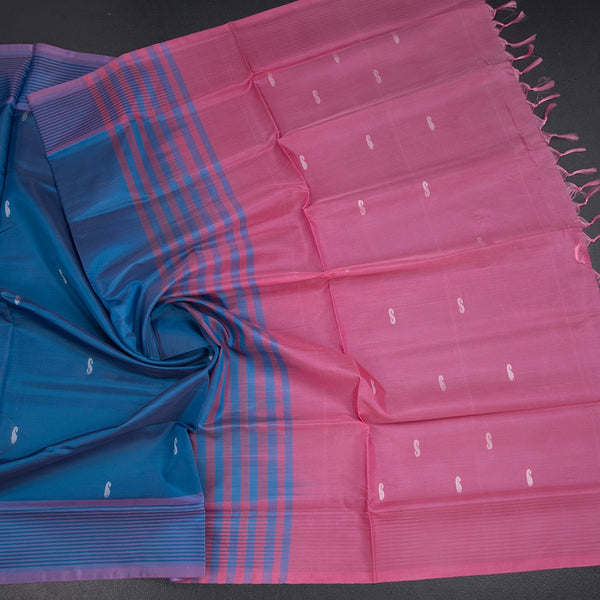 Vaazhai Naar Shot Colour Saree With Thread Buttas And Contrast Pallu 04