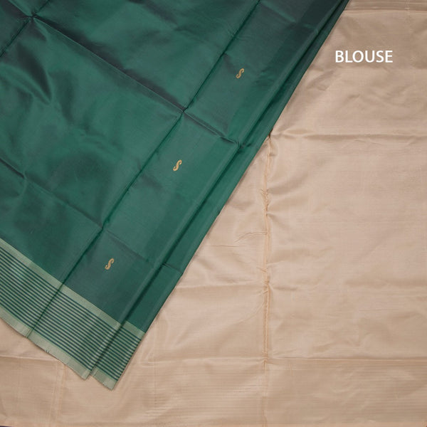 Vaazhai Naar Bottle Green Saree With Thread Buttas And Contrast Pallu