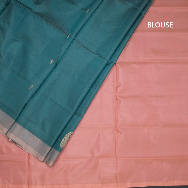 Vaazhai Naar Peacock Green Saree With Thread Buttas And Contrast Pallu 02