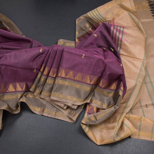 Vaazhai Naar Purple Saree With Thread Buttas And Contrast Pallu 04