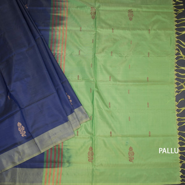 Vaazhai Naar Dark Blue Saree With Thread Buttas And Contrast Pallu