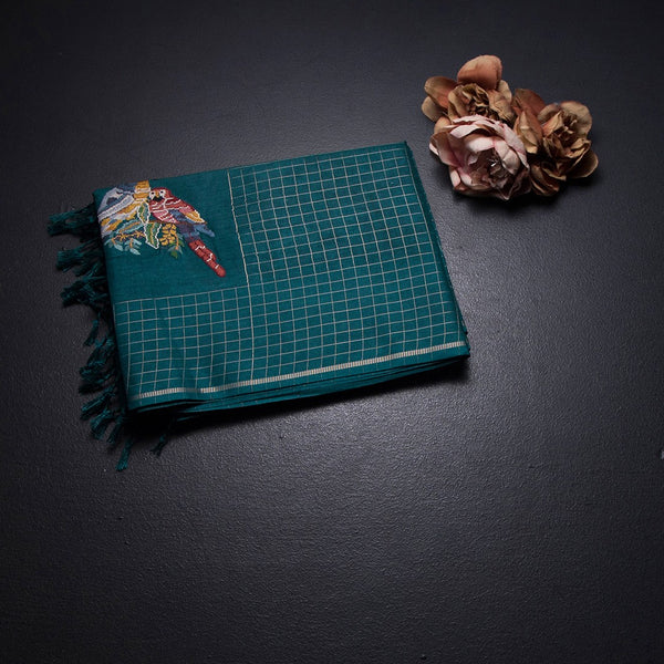 KSRTSR42127-1-Raw-Silk-Teal-Green-Zari-With-Thread-Work-Saree-In-Birds-Design-fold