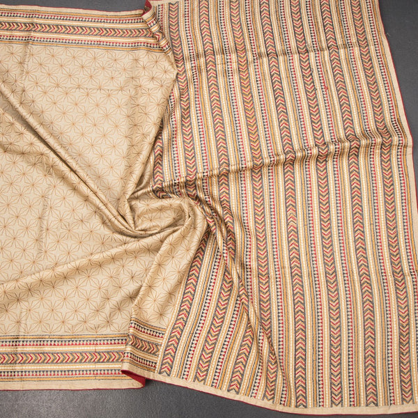 KSRTSR42190-5-Raw-Silk-Cream-Thread-Work-Saree-crush