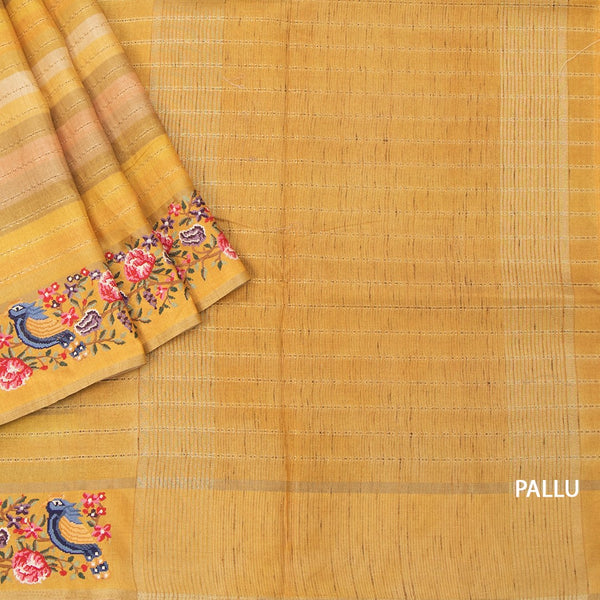 KSRTSR42202-3-Raw-Silk-Multi-Colour-Stripes-Design-Saree-And-Thread-Border-pallu