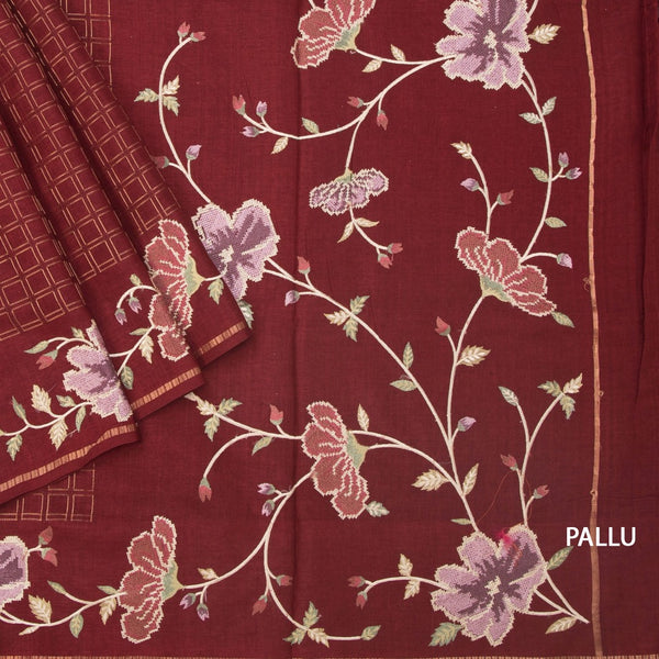 KSRTSR42216-3-Raw-Silk-Maroon-Zari-Checked-Saree-And-Floral-Thread-Border-02-pallu