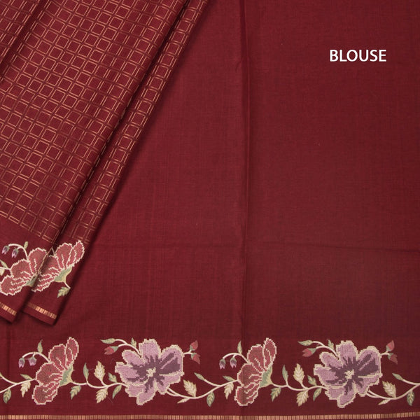 KSRTSR42216-4-Raw-Silk-Maroon-Zari-Checked-Saree-And-Floral-Thread-Border-02-blouse