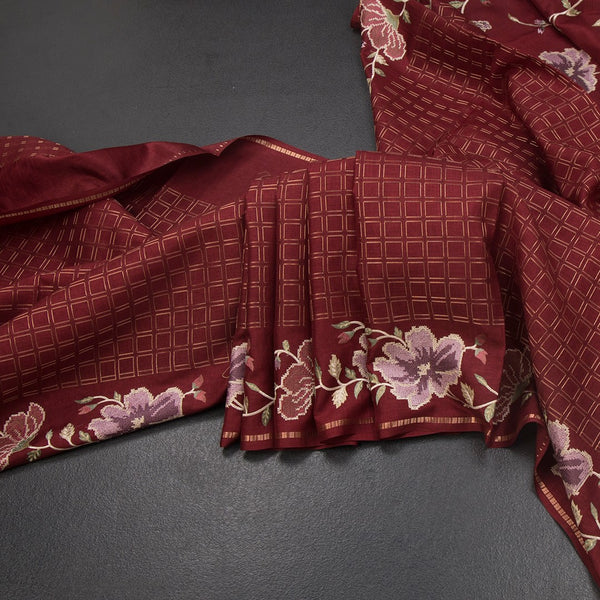 KSRTSR42216-Raw-Silk-Maroon-Zari-Checked-Saree-And-Floral-Thread-Border-02-main
