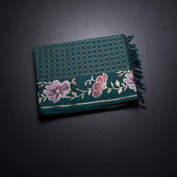 KSRTSR42217-1-Raw-Silk-Teal-Green-Zari-Checked-Saree-And-Floral-Thread-Border-fold