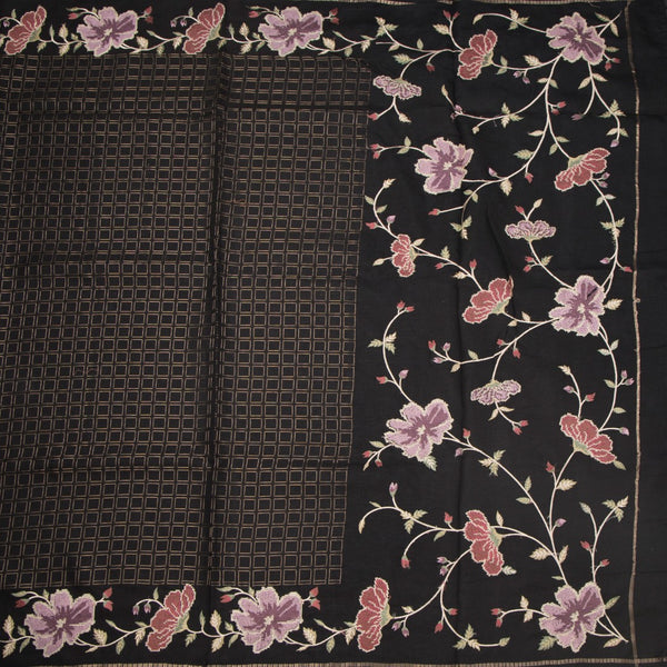 KSRTSR42218-2-Raw-Silk-Black-Zari-Checked-Saree-And-Floral-Thread-Border-full-veiw