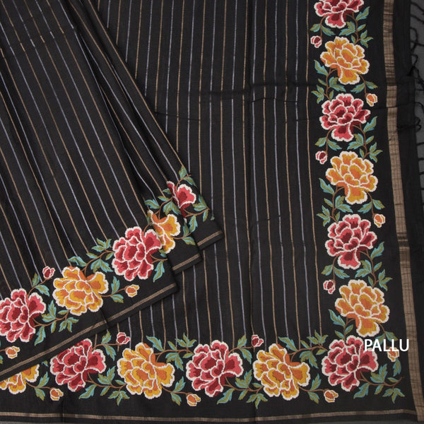 KSRTSR42275-3-Raw-Silk-Black-Zari-Stripes-Saree-And-Floral-Thread-Border-pallu