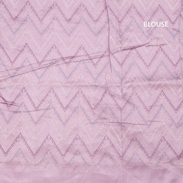 KSRTSR42282-3-Raw-Silk-Lavender-Thread-Work-Saree-With-Birds-Design-02-blouse