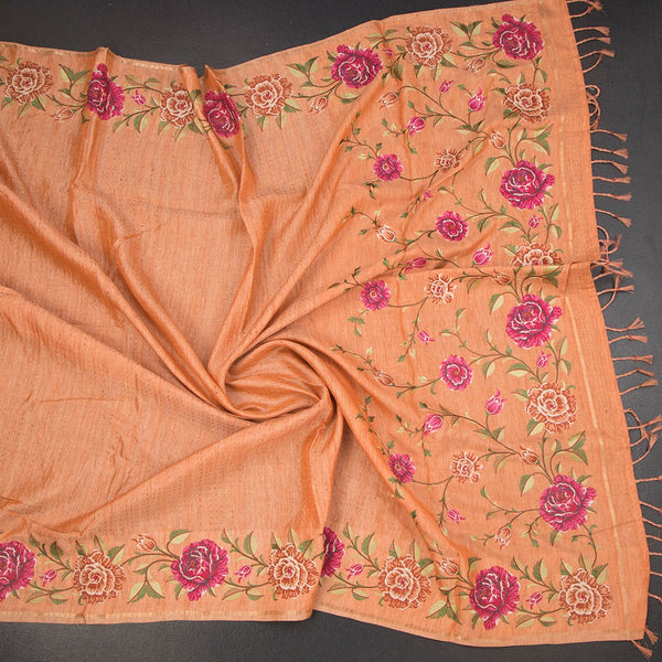 KSRTSR42288-4-Raw-Silk-Coral-Orange-Saree-With-Zari-Stripes-And-Floral-Thread-Border-crush