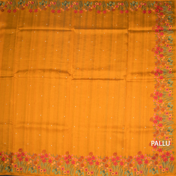 KSRTSR42336-2-Raw-Silk-Mango-Yellow-Saree-With-Zari-buttas-And-Thread-Border-04-pallu