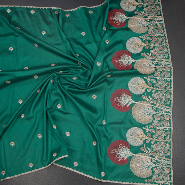 KSRTSR42375-4-Raw-Silk-Peacock-Green-Zari-Worked-Saree-In-Tree-Design-crush