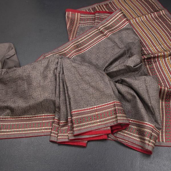 KSRTSR42385-Raw-Silk-Grey-Thread-Work-Saree-02-main