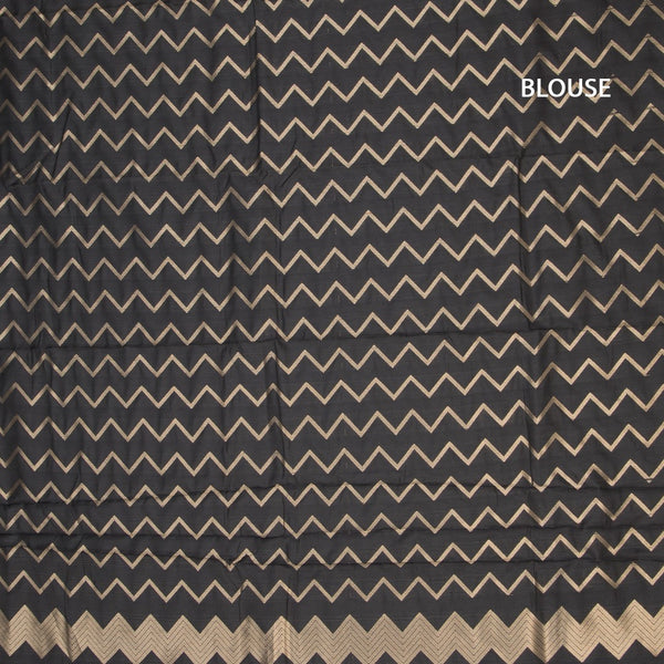 KSRTSR42448-3-Raw-Silk-Black-Zari-Worked-Saree-blouse