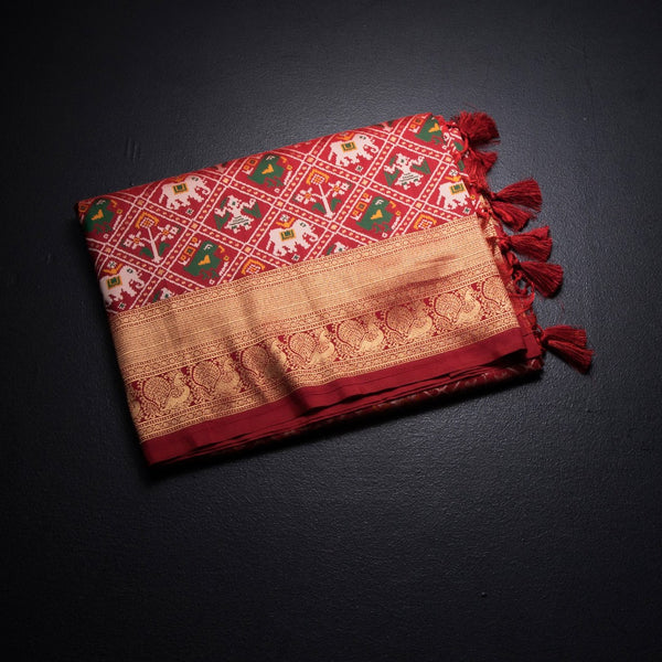 KSRTSR42534-1-Banaras-Red-Ikkat-Pattern-Saree-02-fold