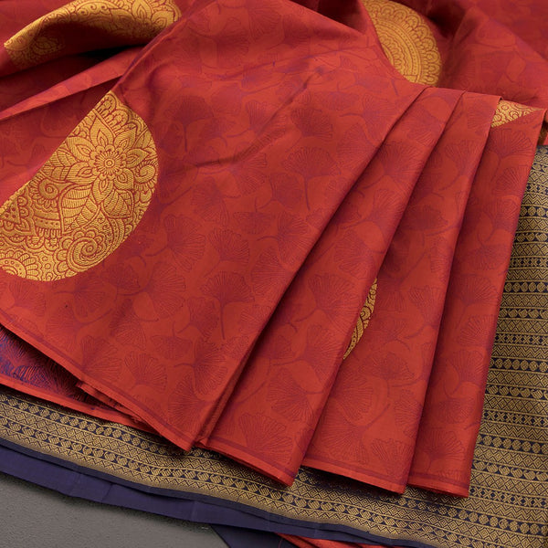 Maroon Borderless Kanchipuram Silk Saree With Floral Circle Motif On Body