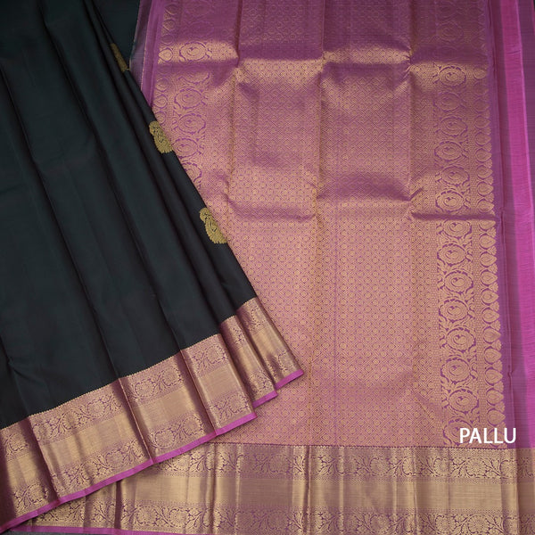 Shot Colour Silk Saree With Peacock Design On The Body And Gold Zari Border