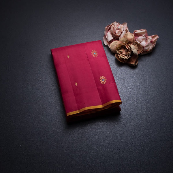 Red Borderless Silk Saree With Floral Zari Buttas