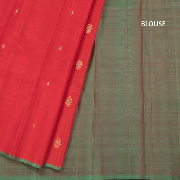 Red Borderless Silk Saree With Floral Zari Buttas 02