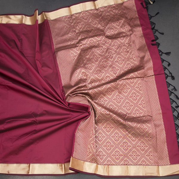 KSSMLSR42089-5-Semi-Silk-Maroon-Plain-Saree-And-Zari-Border-crush