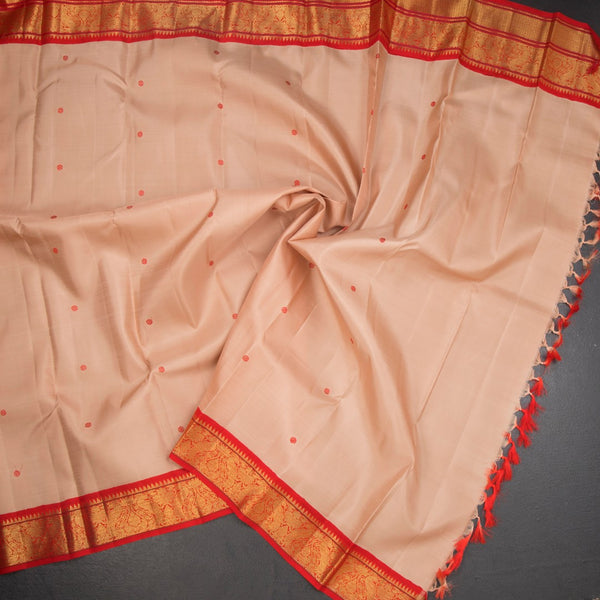 KSSMLSR42356-4-Light-Peach-Silk-Saree-With-Thread-Buttas-And-Temple-Zari-Border-crush