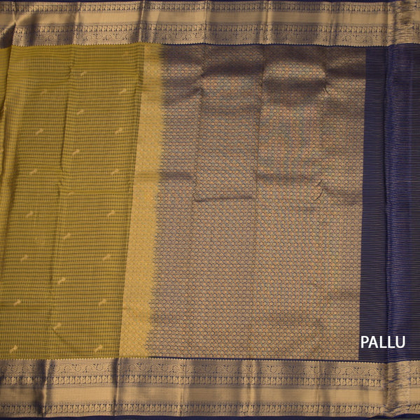 KSSMLSR42473-2-Mehandi-Green-Checked-Silk-Saree-With-Zari-Buttas-And-Zari-Border-pallu