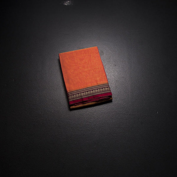 KSSRSSR42413-1-Dharwad-Cotton-Shot-Colour-Plain-Saree-And-Thread-Border-05-fold