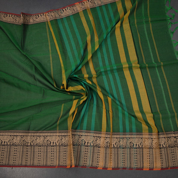 KSSRSSR42421-4-Dharwad-Cotton-Forest-Green-Plain-Saree-And-Thread-Border-03-crush