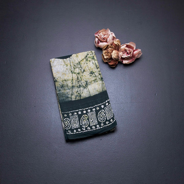 Sungudi Cotton Dark Green Shibori Printed Saree With Blouse