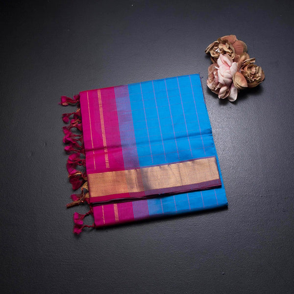 Poly Cotton Blue Thread Checked Saree And Bavanji Border