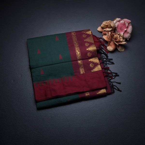 KTSR41996-1-Kalyani-Cotton-Dark-Green-Zari-Worked-Saree-fold