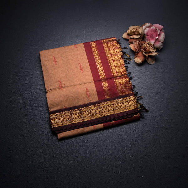 KTSR42001-1-Kalyani-Cotton-Peach-Zari-Worked-Saree-fold