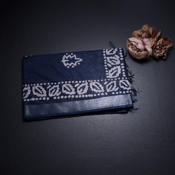 KTSR42025-1-Semi-Linen-Navy-Blue-Shibori-Printed-Saree-fold