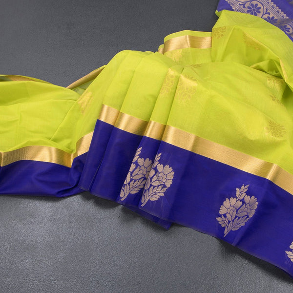 KTSR42027-Silk-Cotton-Lime-Green-Zari-Worked-Saree-02-main