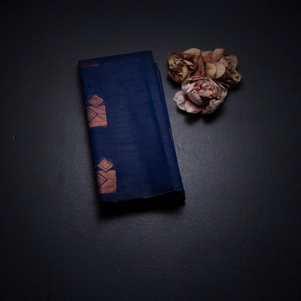 KTSR42031-1-Silk-Cotton-Dark-Blue-Zari-Worked-Saree-05-fold