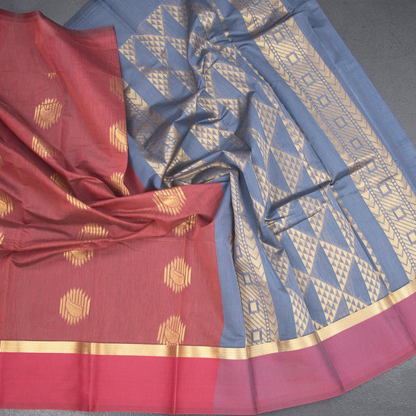 KTSR42037-5-Silk-Cotton-Light-Maroon-Zari-Worked-Saree-crush