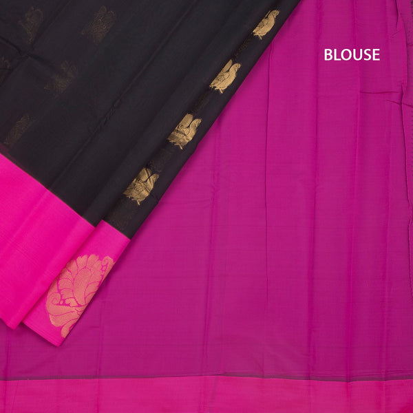 KTSR42042-4-Silk-Cotton-Black-Zari-Worked-Saree-03-blouse