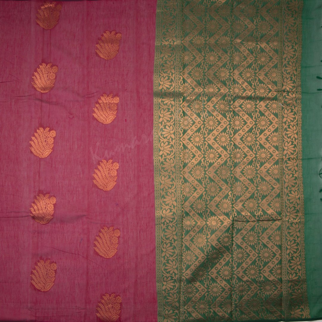 Silk Cotton Dark Pink Borderless Saree With Floral Buttas On The Body And Zig Zag Design On The Pallu