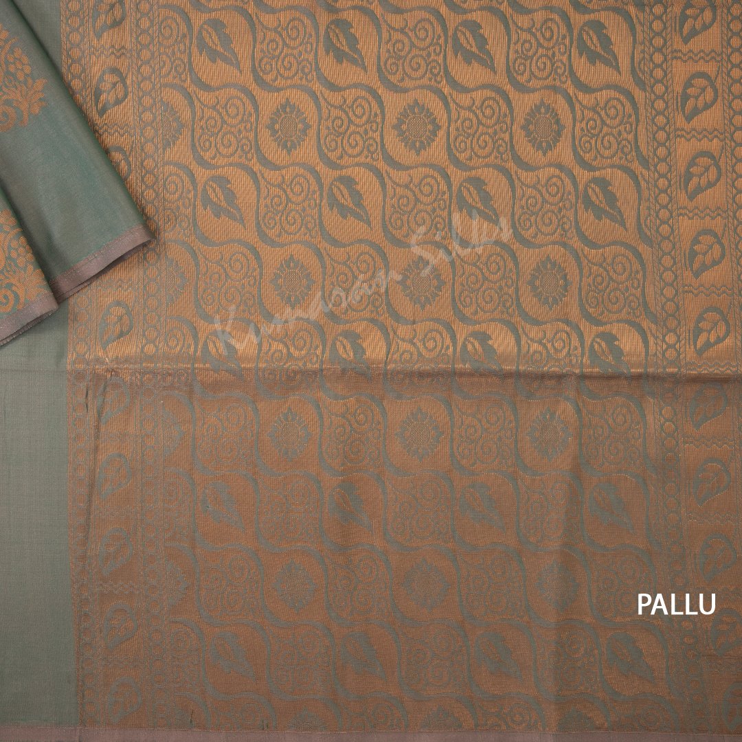 Semi Soft Silk Shot Colour Borderless Saree With Mango Buttas On The Body And Leaf Design On The Pallu 02