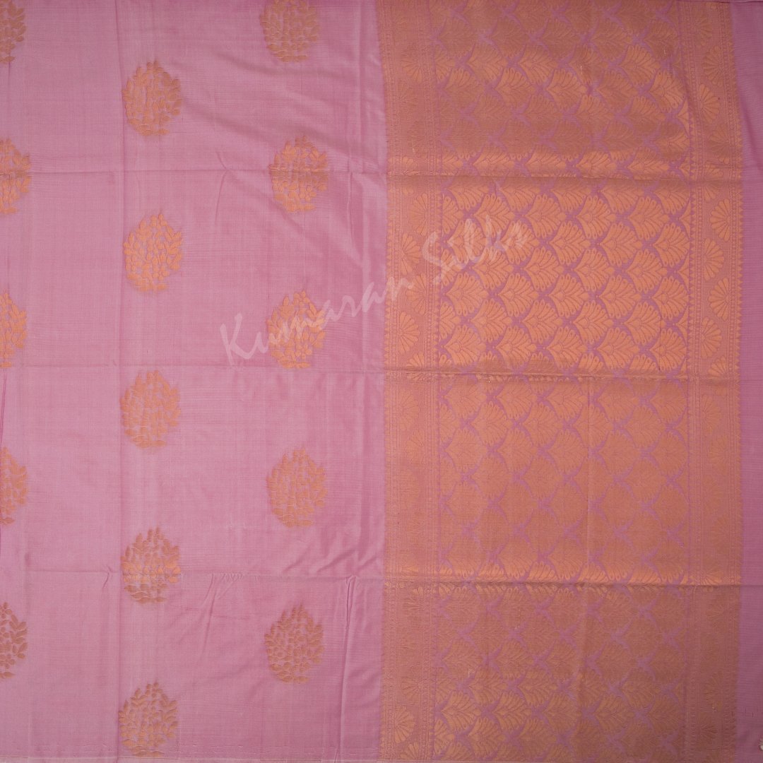 Semi Soft Silk Light Pink Borderless Saree With Floral Buttas Over The Body